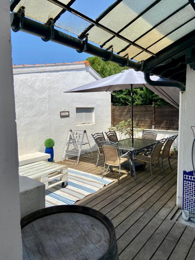 Agreable Maison De Ville Avec Une Belle Terrasse Anglet Exterior photo